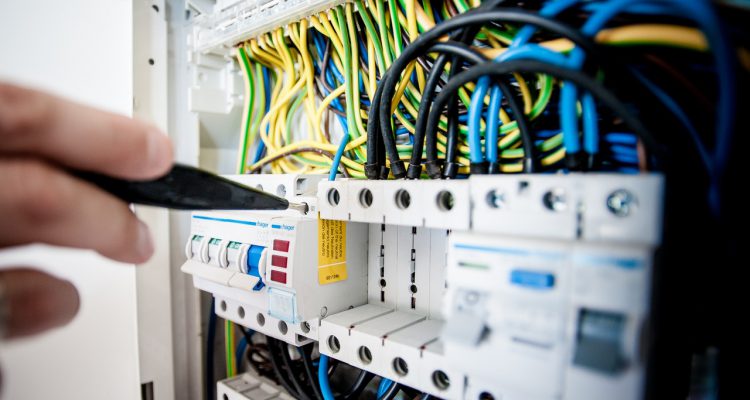 Usługi elektryczne